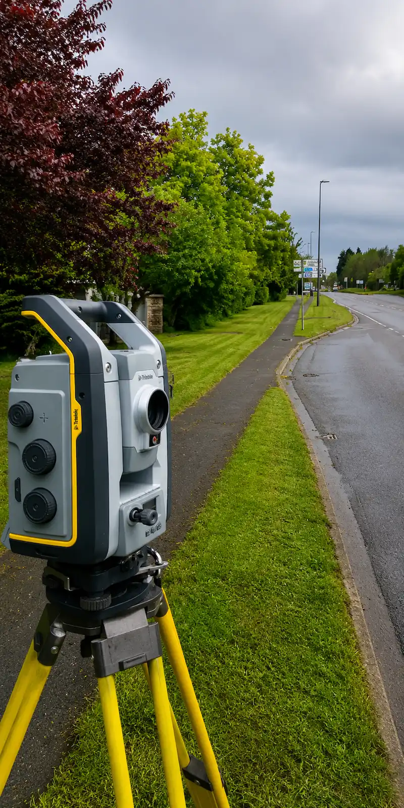 Trimble total station used for highway surveys in Bristol, Bath and the Southwest